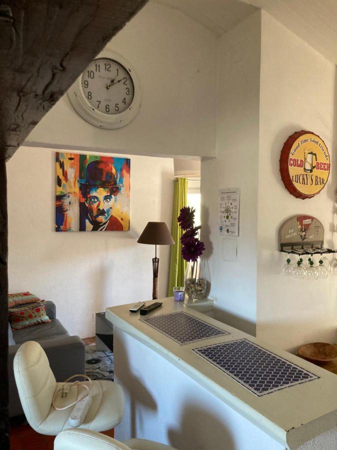 La Bastide De Mauragne - Gite Les Iris Apt Exteriör bild